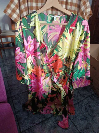 Vestido midi estampado floral verano