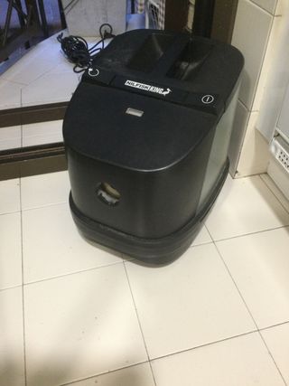 Aspiradora Nilfisk con cable