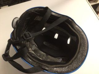 Casco bici/patín/skate azul (hasta 14 años)