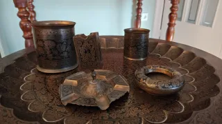 Mesita para fumar origen Filipinas años 20 o 30