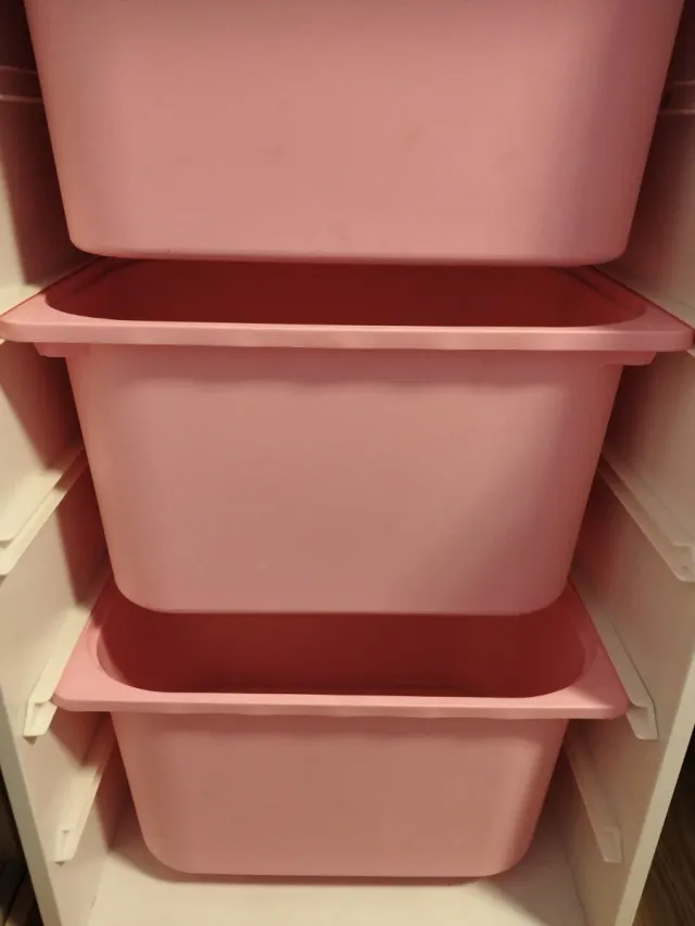Juguetero Trofast IKEA Rosa y Blanco