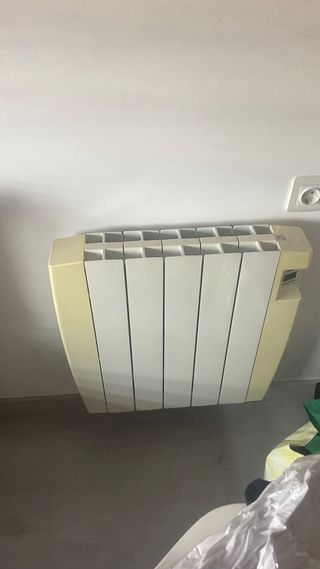 Radiador eléctrico en perfecto estado