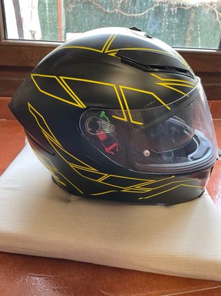 Casco Moto AGV Negro y Amarillo