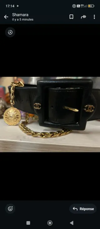 Cinturón Chanel Negro y Dorado