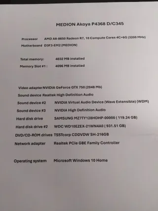 PC Medion con pantalla, teclado y ratón