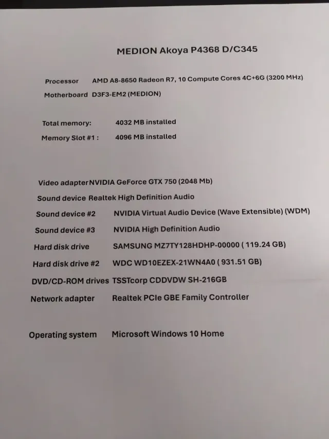 PC Medion con pantalla, teclado y ratón