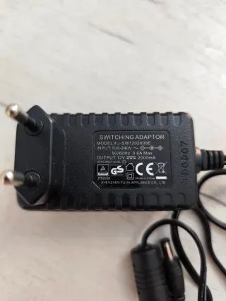Adaptador Corriente 12V 2000mA