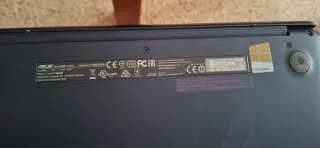 Portátil Asus Negro con cargador