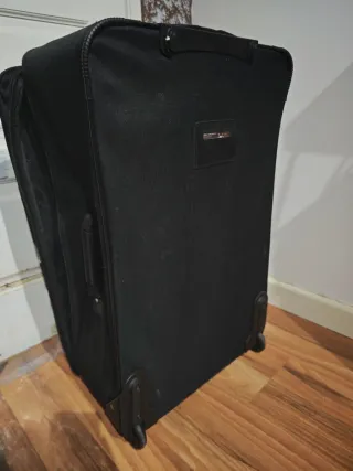 Mala de viagem grande preta