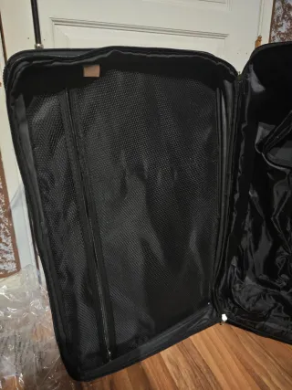 Mala de viagem grande preta