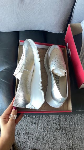 Mocasines Wonder Piel Plata Sin Estrenar
