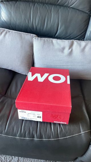 Mocasines Wonder Piel Plata Sin Estrenar