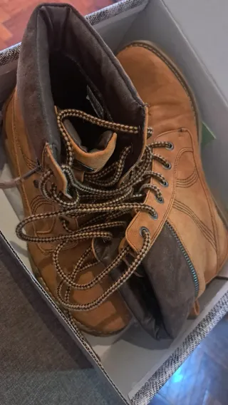 Botas de cuero con cremallera