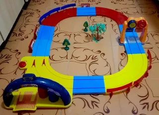 Circuito de coches de juguete RC