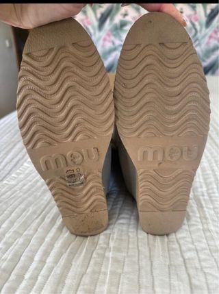 Botas Mou Beige y Plateadas