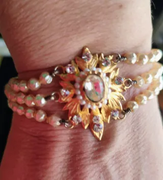 Pulsera Fallera Dorada con tres filas de Perlas