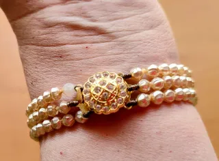 Pulsera Fallera Dorada con tres filas de Perlas