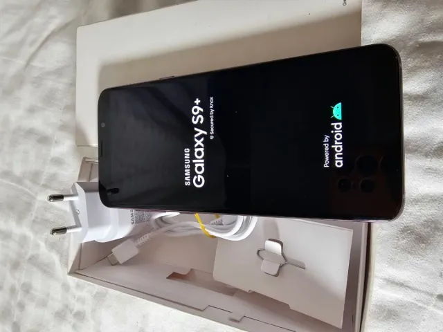 Samsung Galaxy S9+ 64GB Morado