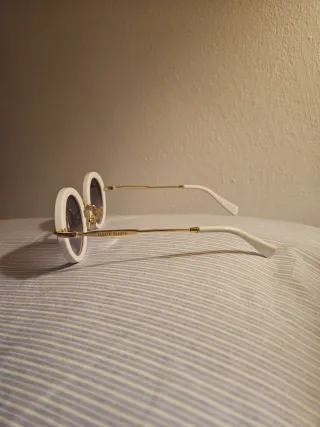 Gafas de sol Miu Miu blancas y moradas