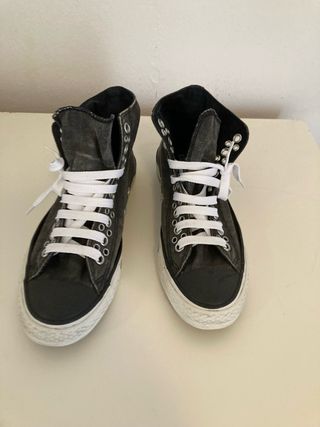 Converse Botas Grises/Negras Talla 40