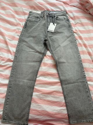 Pantalones Bershka grises