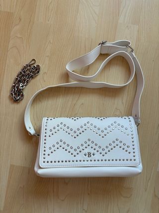 Bolso Blanco Brownie con Tachuelas