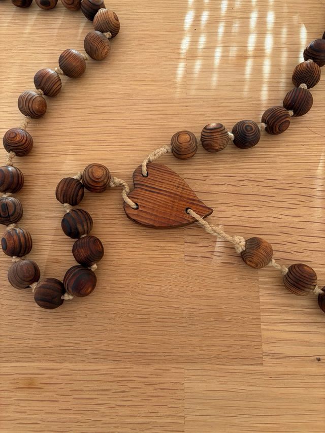 Rosario in legno antico