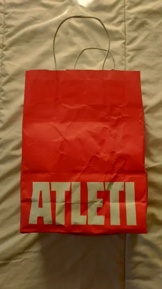 Chándal Atléti UEFA Talla M Nuevo a estrenar