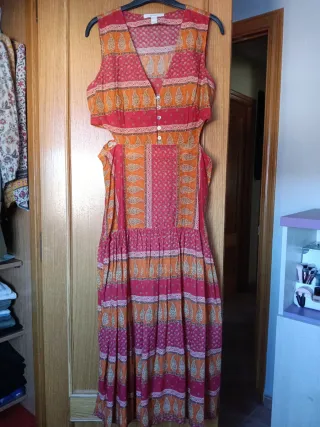 Vestido estampado naranja y rojo
