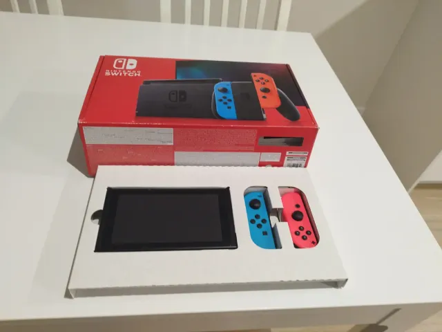Nintendo Switch Azul y Rosa