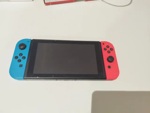 Nintendo Switch Azul y Rosa