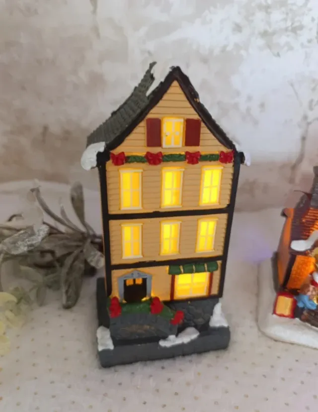 Conjunto de 3 casas decorativas