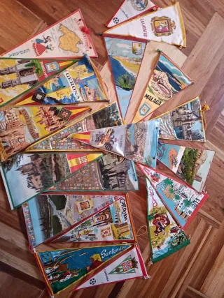 Lote 20 Banderines Antiguos Ciudades España