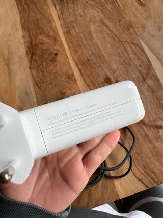 Cargador MacBook Pro Apple