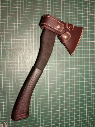 Fundas de cuero para herramientas de corte.