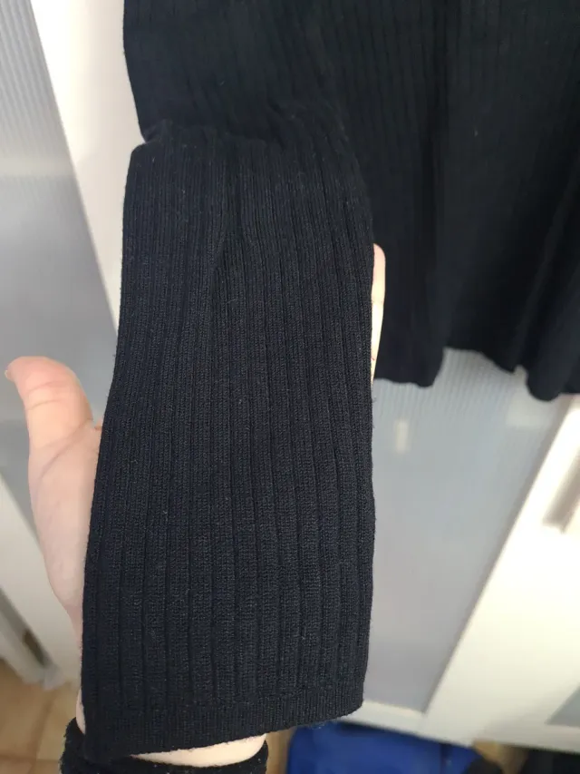 Camiseta sexy preta com laço nas costas