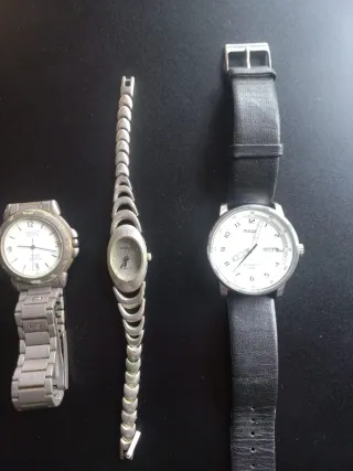 Lote 3 Relojes: Orient, Gucci, Pulsar