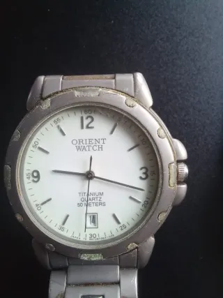 Lote 3 Relojes: Orient, Gucci, Pulsar