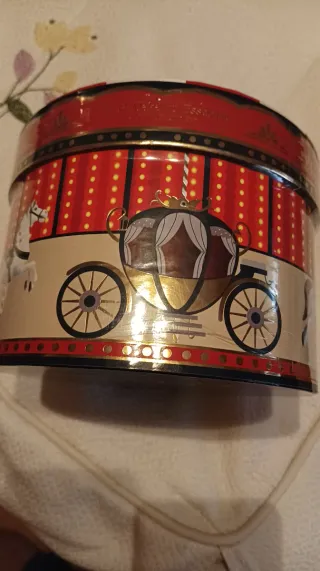 Caja Tió Vivo Deliplus Maquillaje Llena