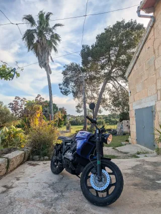 BMW K75 Azul