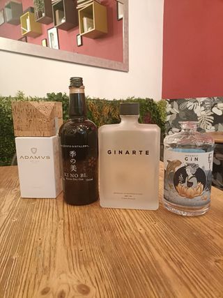 Set 4 bottiglie gin vuote