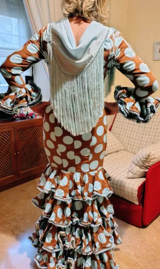 Traje de Flamenca Marrón Lunares con bolso a juego