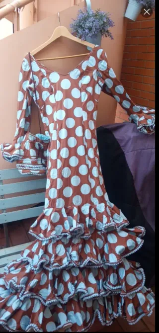 Traje de Flamenca Marrón Lunares con bolso a juego