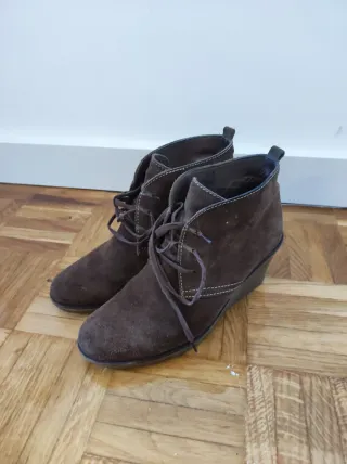 Botines marrones de ante