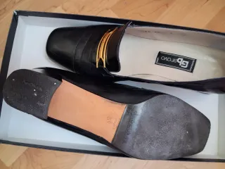 Zapatos de tacón GB Bravo piel negros