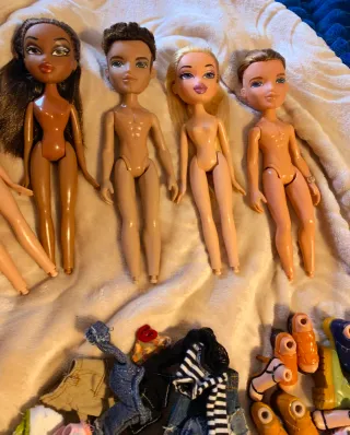 Lote Bratz 2001