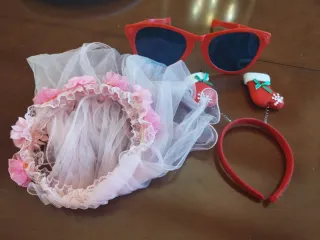 Regalo: Gafas y diadema para disfraces