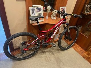 Bicicleta Enduro Giant Trance Roja