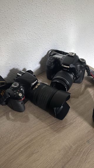 Fotocamere Canon e Nikon