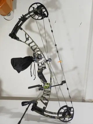 Arco de poleas Hoyt Ventum Pro